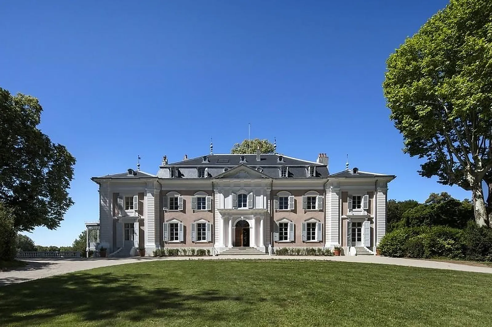 Lieux événementiels, CHÂTEAU DE VOLTAIRE