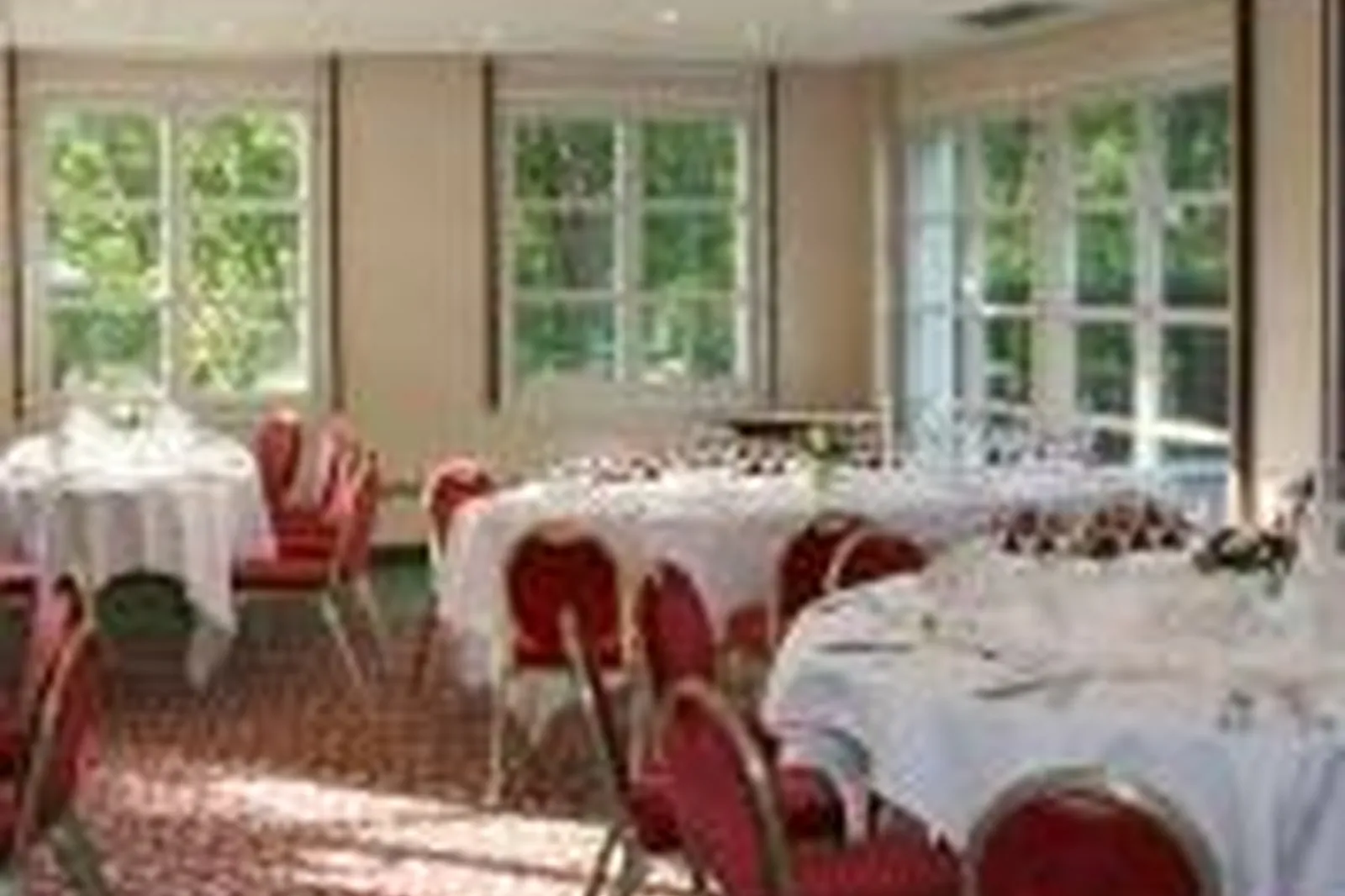 Lieux événementiels, CHÂTEAU DE LL&RSQUO;ILE