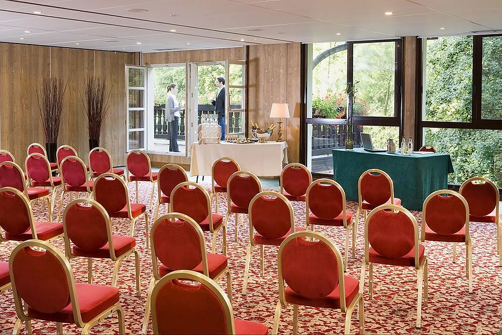 Lieux événementiels, CHÂTEAU DE LL&RSQUO;ILE