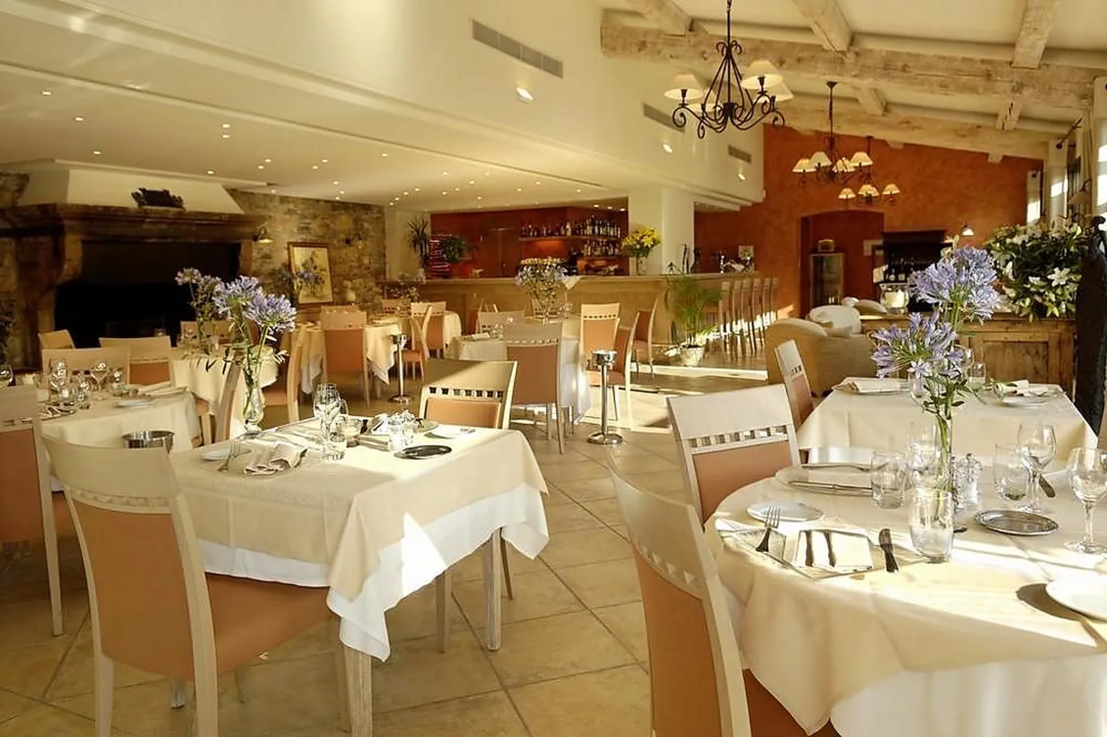 Lieux événementiels, CHÂTEAU DE LA BÉGUDE