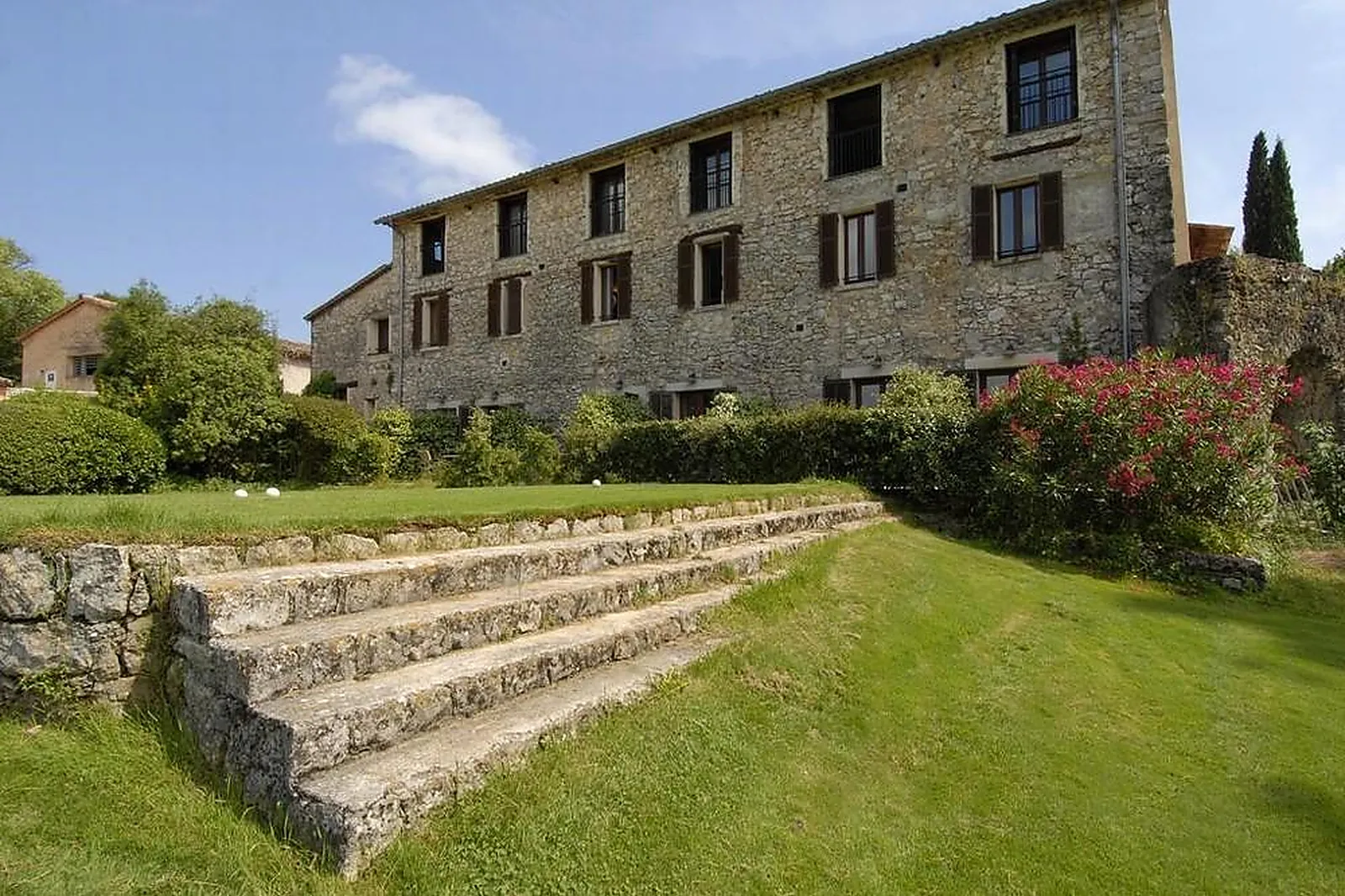 Lieux événementiels, CHÂTEAU DE LA BÉGUDE