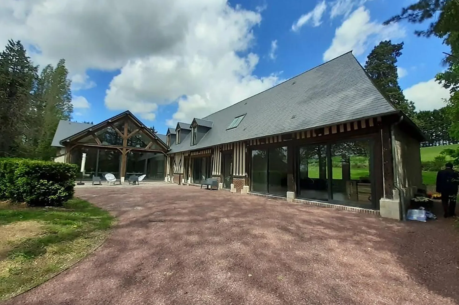 Lieux événementiels, CHÂTEAU DE LA BRIBOURDIÈRE