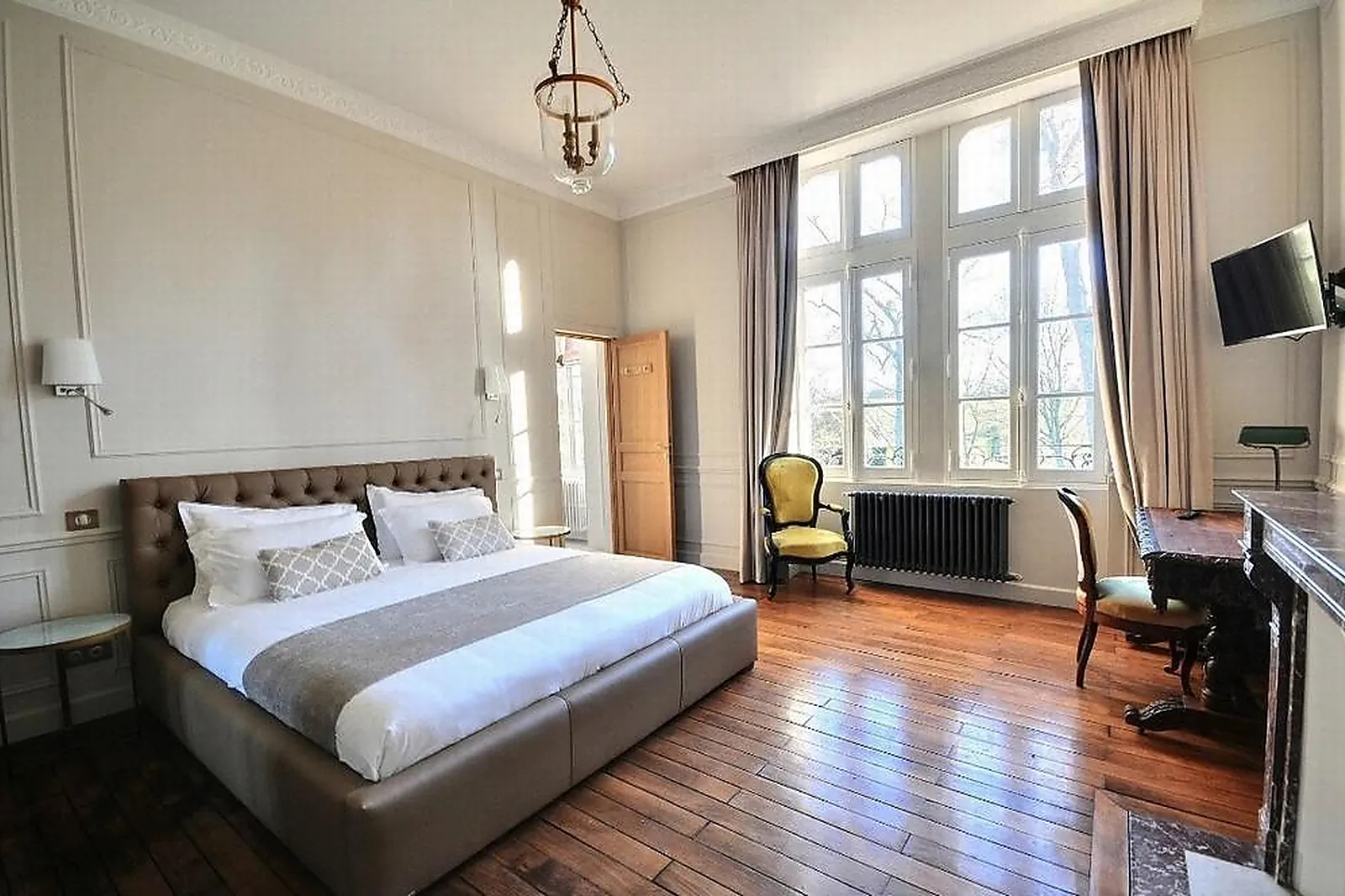 Lieux événementiels, CHÂTEAU DE LA BRIBOURDIÈRE