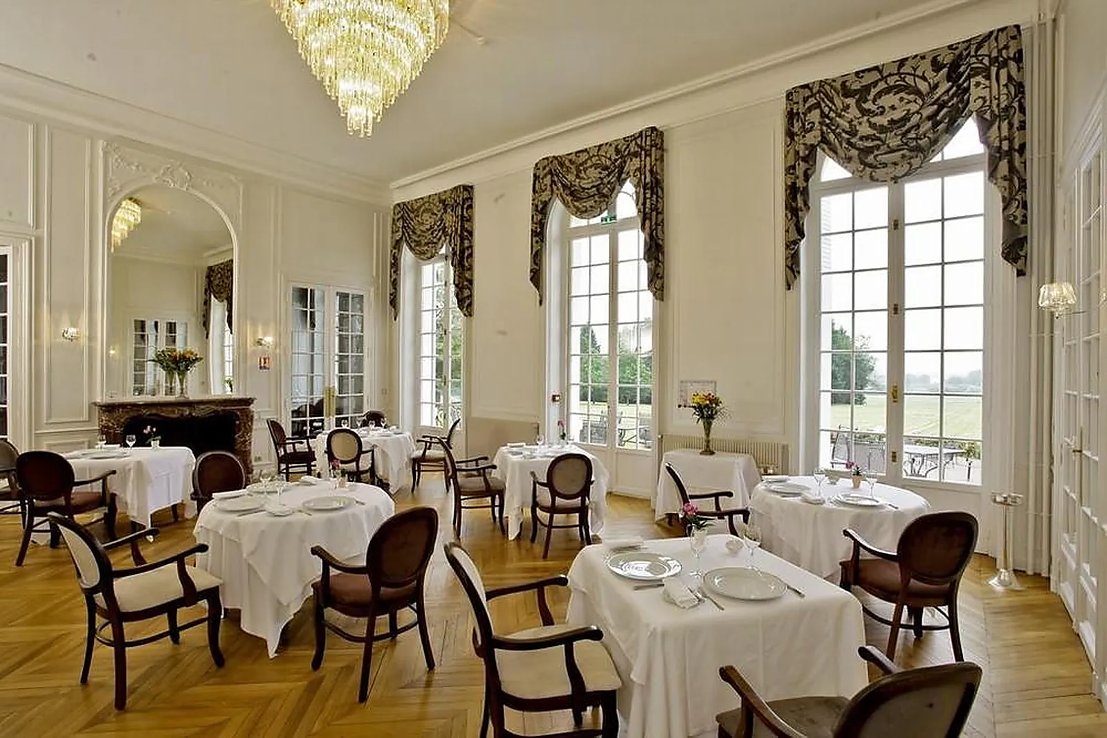 Lieux événementiels, CHÂTEAU DE LA CAZINE