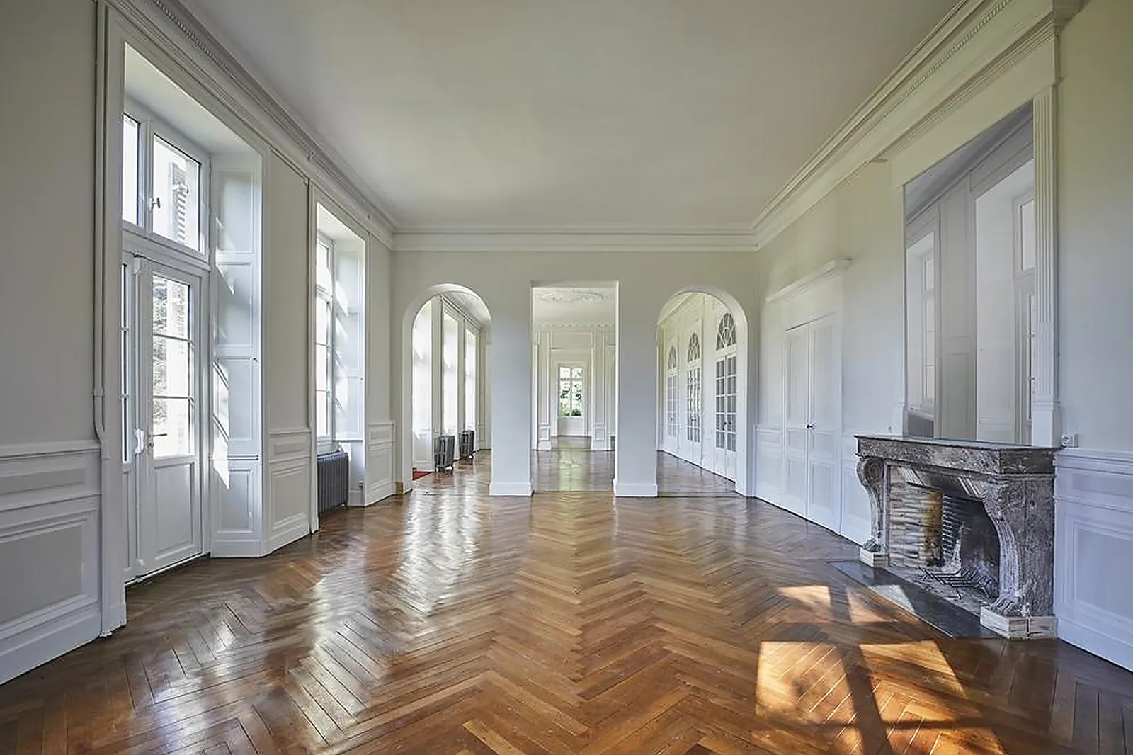 Lieux événementiels, CHÂTEAU DE LA FORÊT