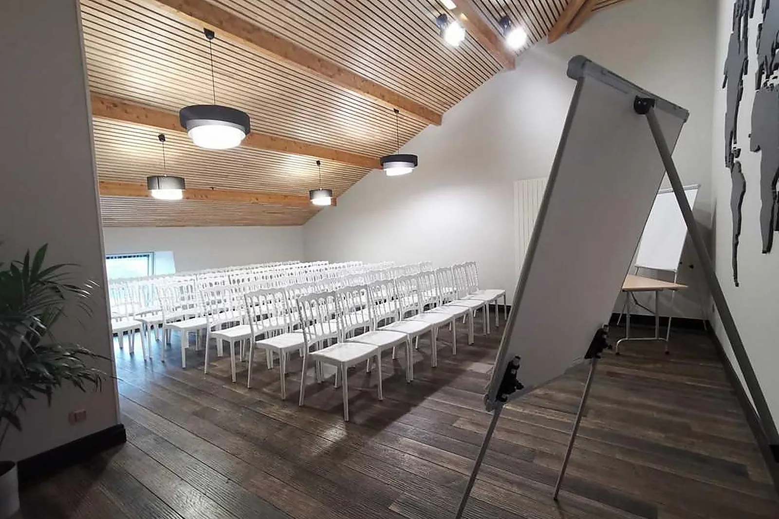 Lieux événementiels, CHÂTEAU DE LA GARRIGUE