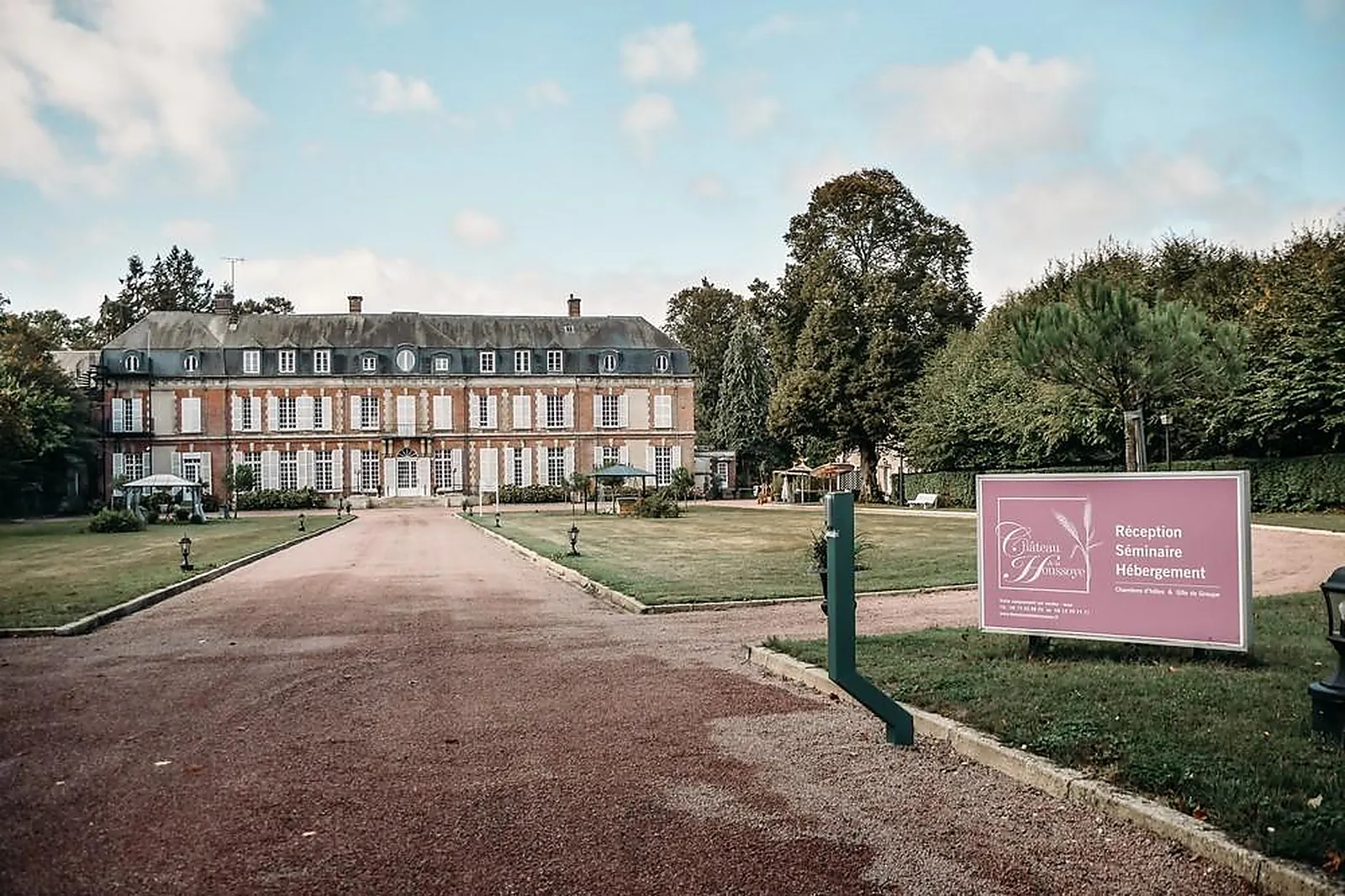 Lieux événementiels, CHÂTEAU DE LA HOUSSOYE