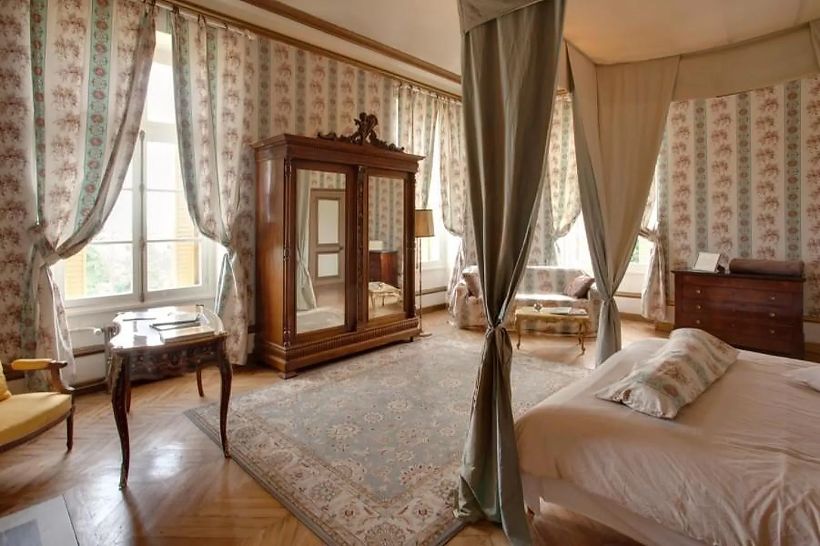 Lieux événementiels, CHATEAU DE LA PLAUDIERE