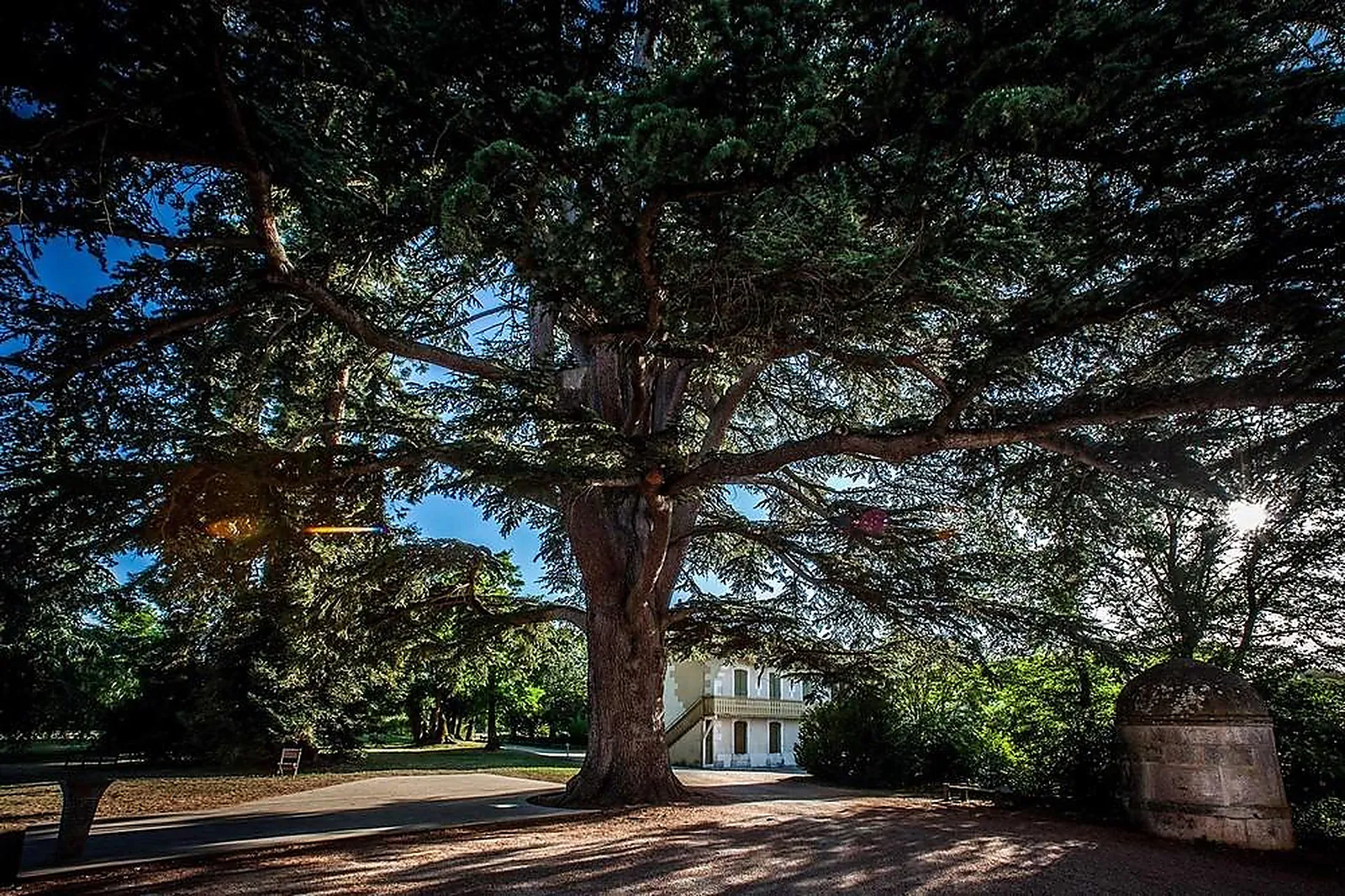 Lieux événementiels, CHÂTEAU DE LA POUYADE