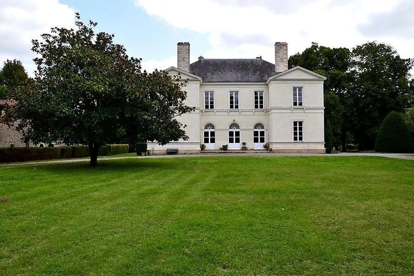 Lieux événementiels, CHÂTEAU DE LA RAIRIE