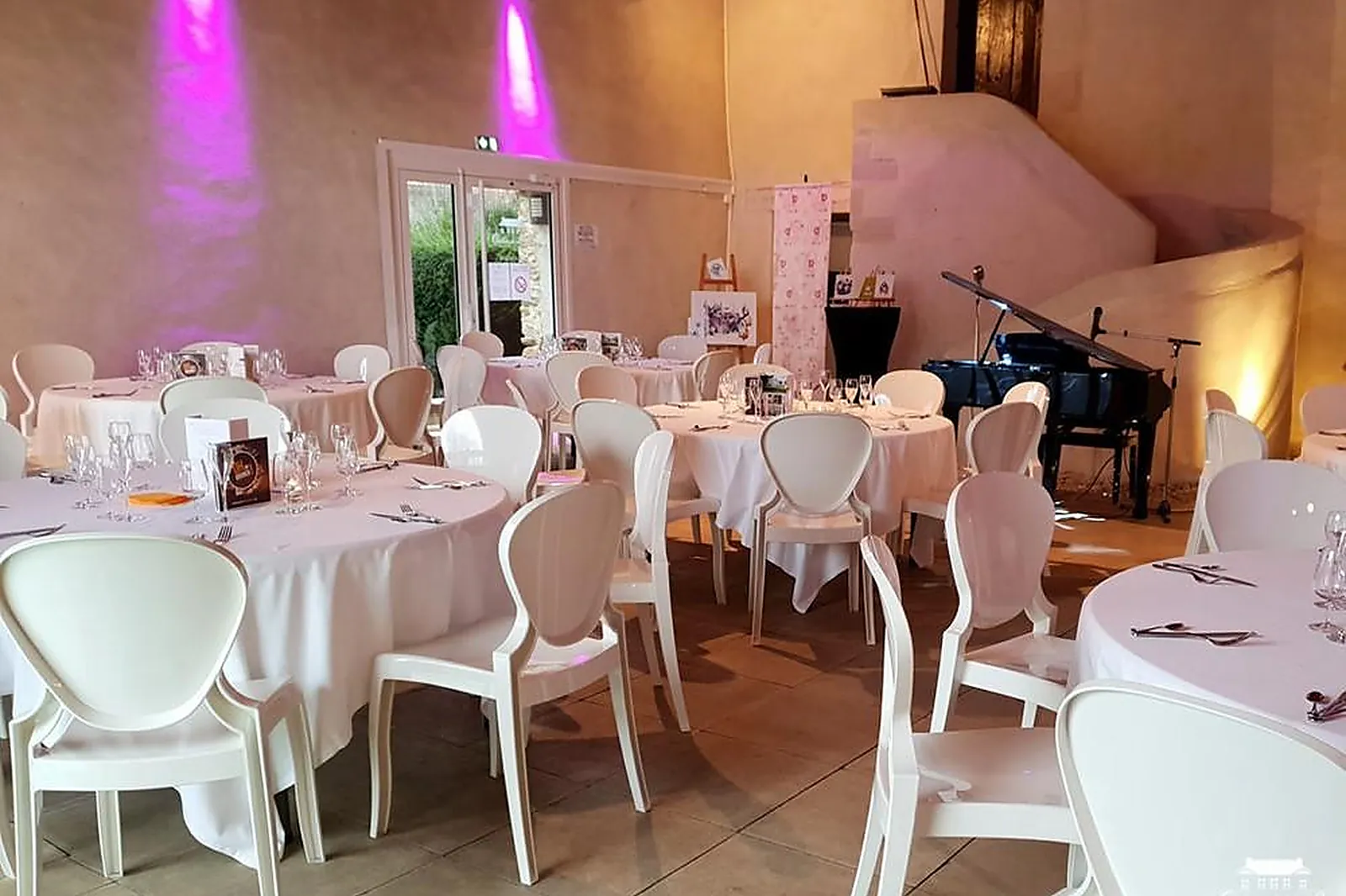 Lieux événementiels, CHÂTEAU DE LA RAIRIE