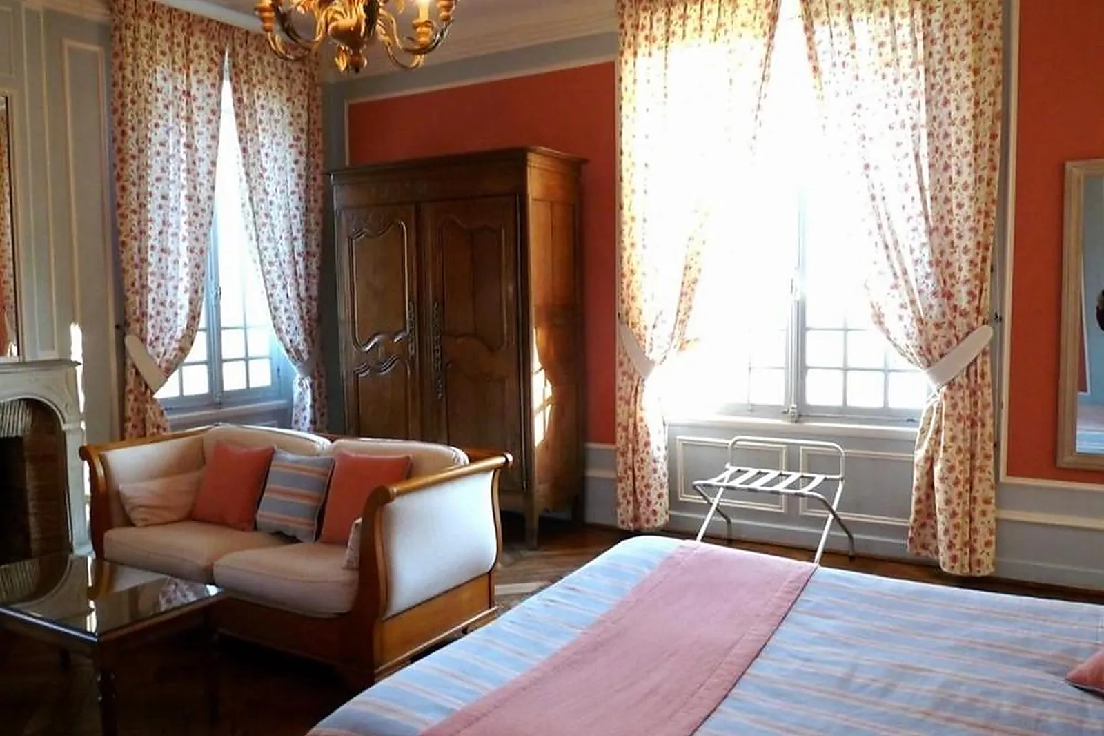 Lieux événementiels, CHÂTEAU DE LA RAPÉE