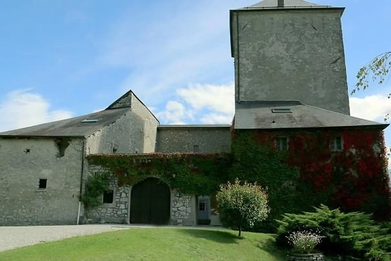 Lieux événementiels, CHÂTEAU DE LA RIVE