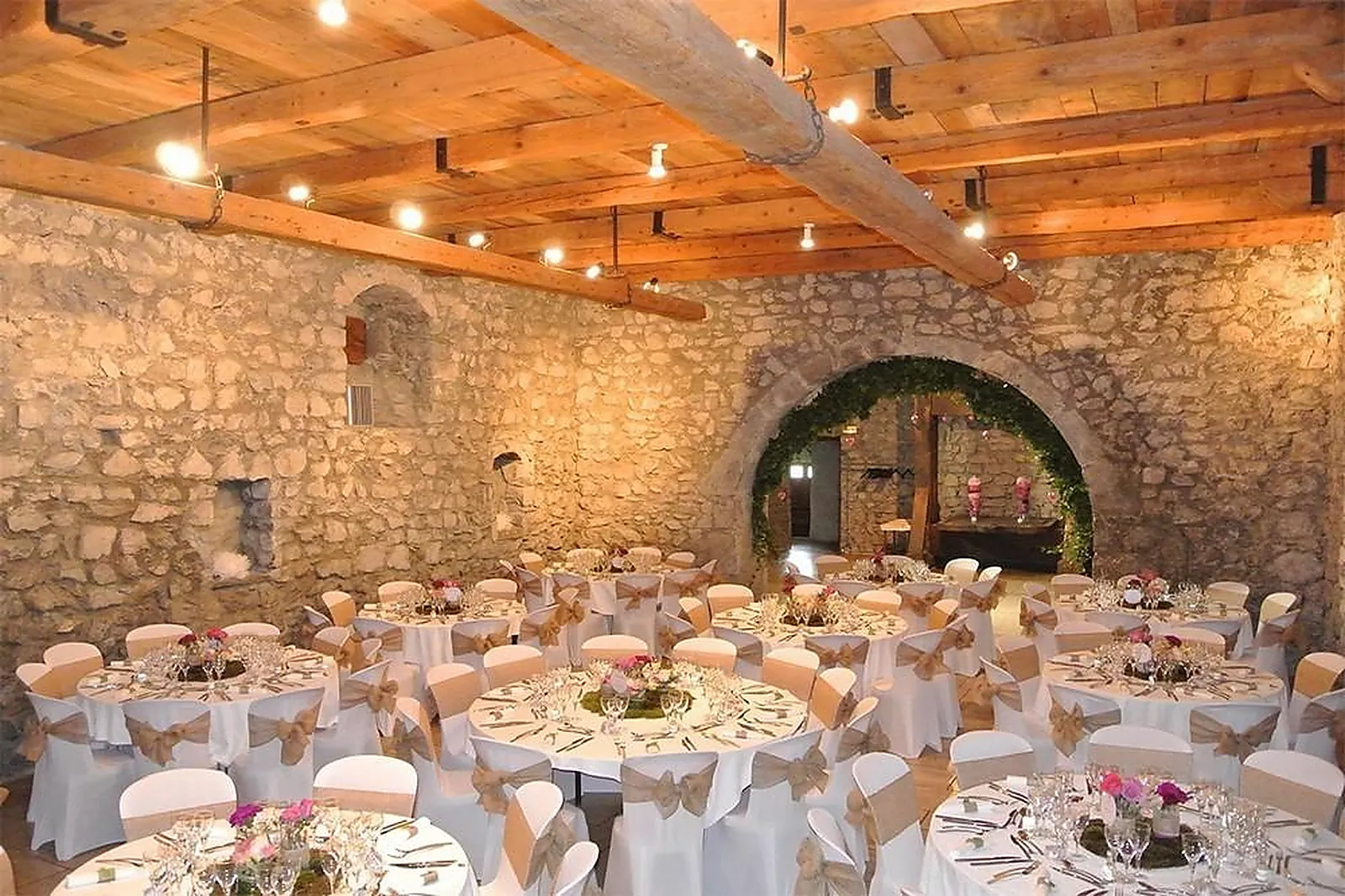 Lieux événementiels, CHÂTEAU DE LA RIVE