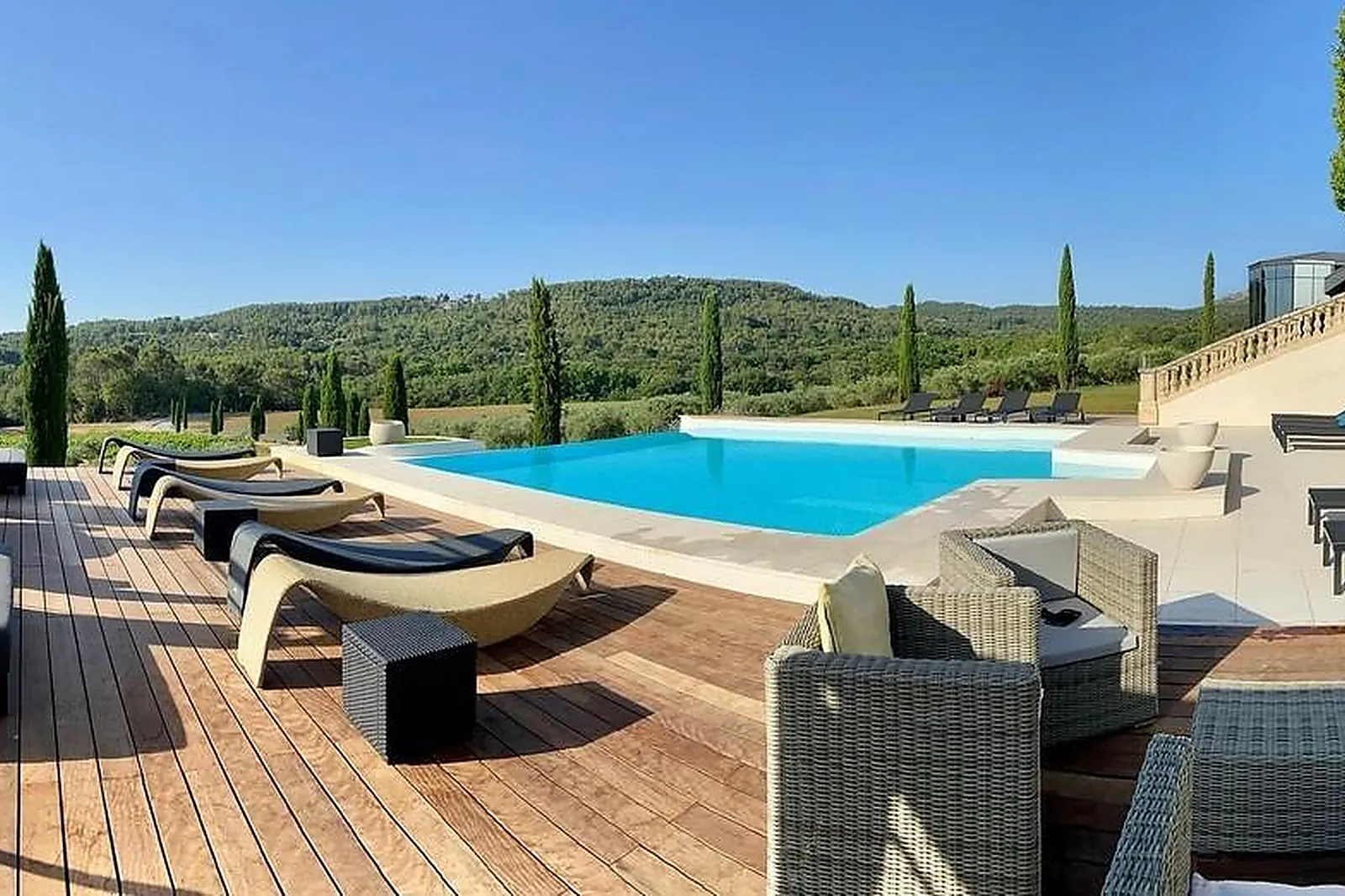 Lieux événementiels, CHÂTEAU DE LA ROQUE FORCADE