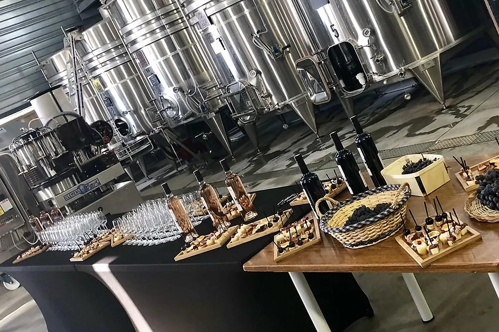 Lieux événementiels, CHÂTEAU DE LA ROQUE FORCADE