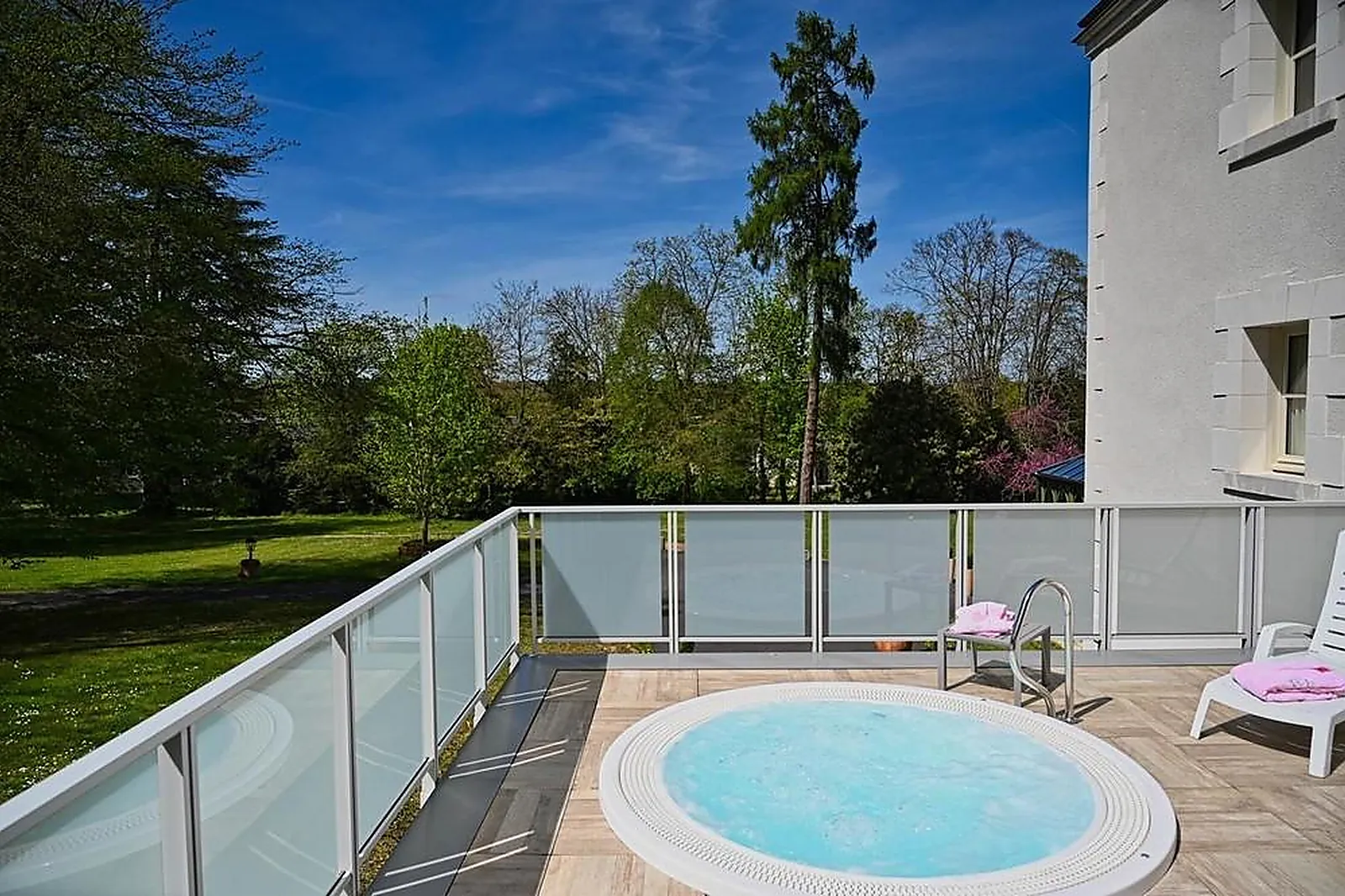 Lieux événementiels, CHÂTEAU DE LA ROZELLE