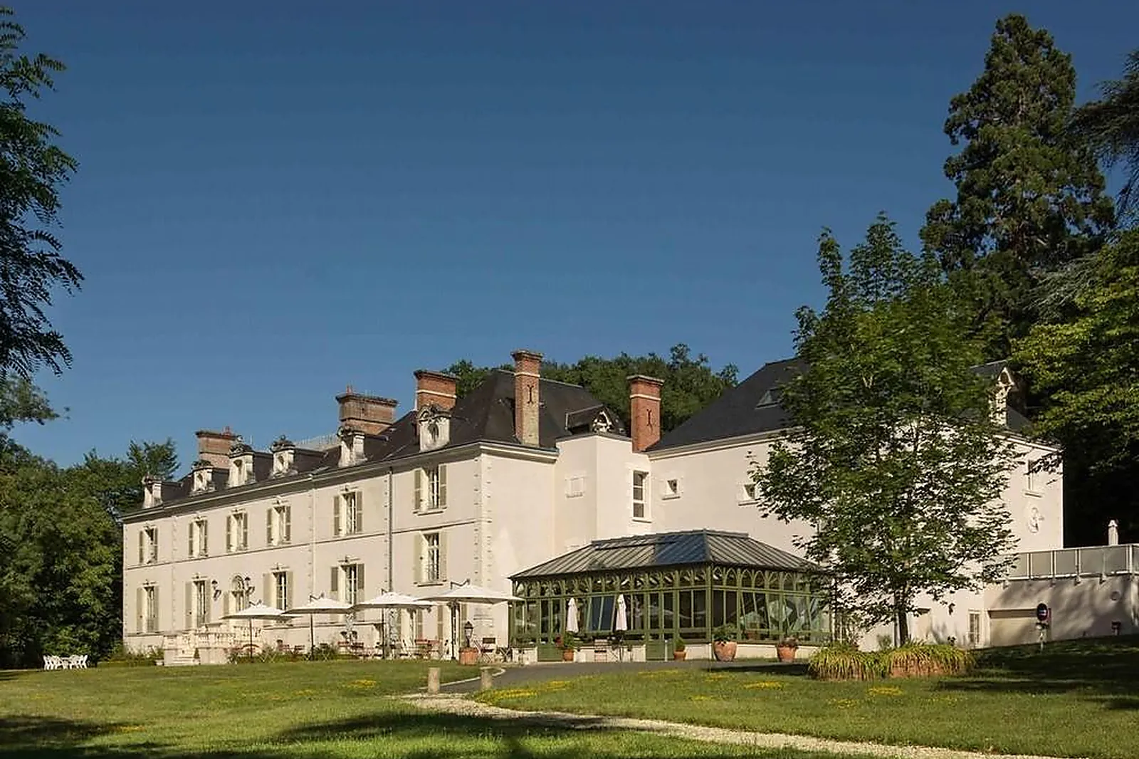 Lieux événementiels, CHÂTEAU DE LA ROZELLE