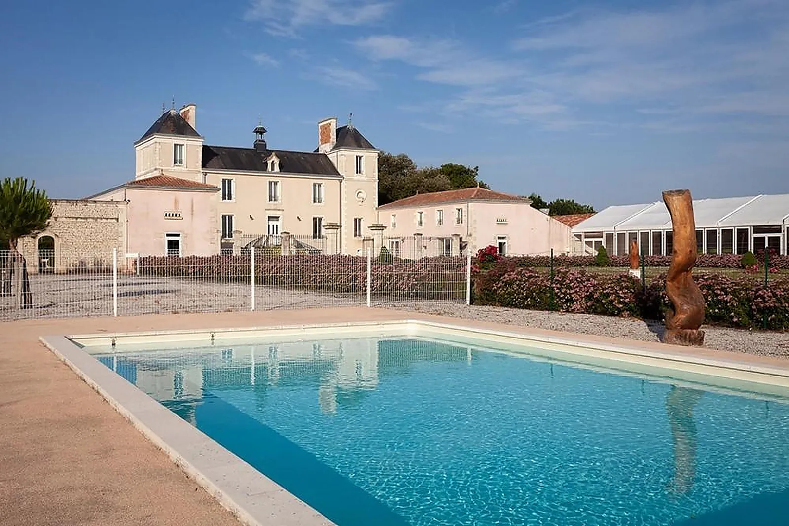 Lieux événementiels, CHÂTEAU DE LA SEBRANDIERE