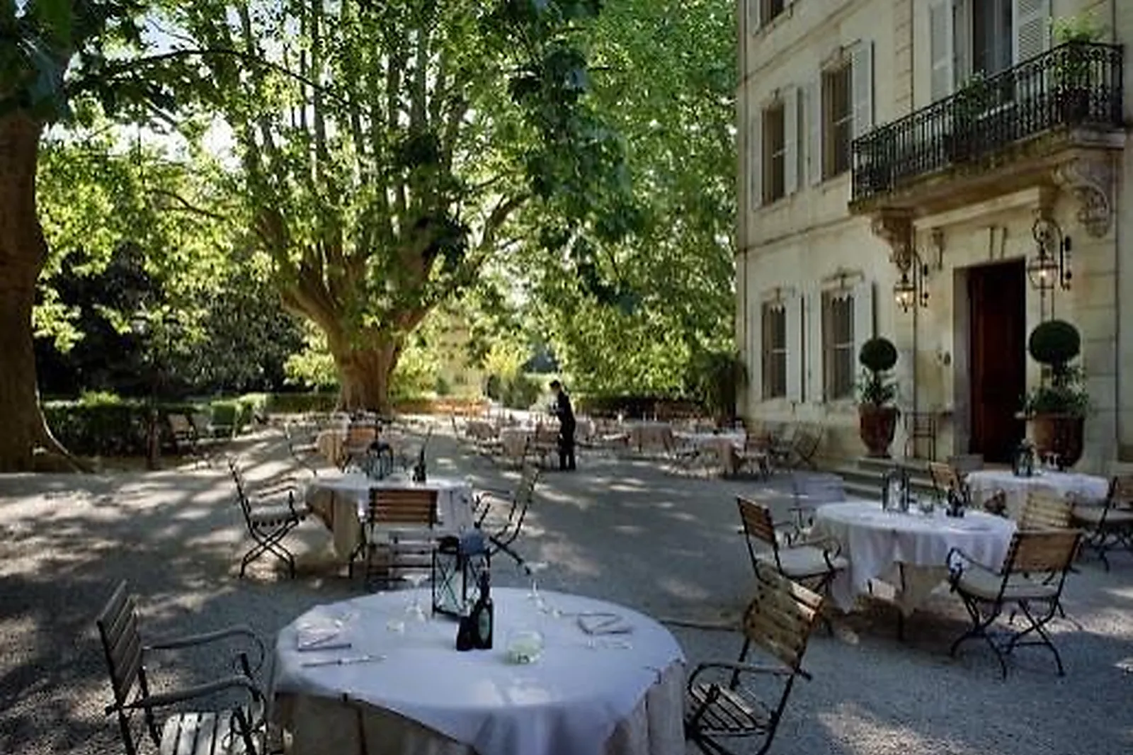 Lieux événementiels, CHÂTEAU DES ALPILLES
