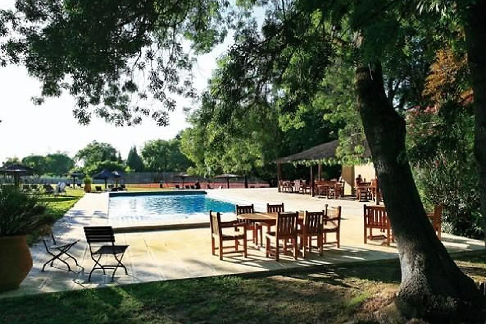 Lieux événementiels, CHÂTEAU DES ALPILLES