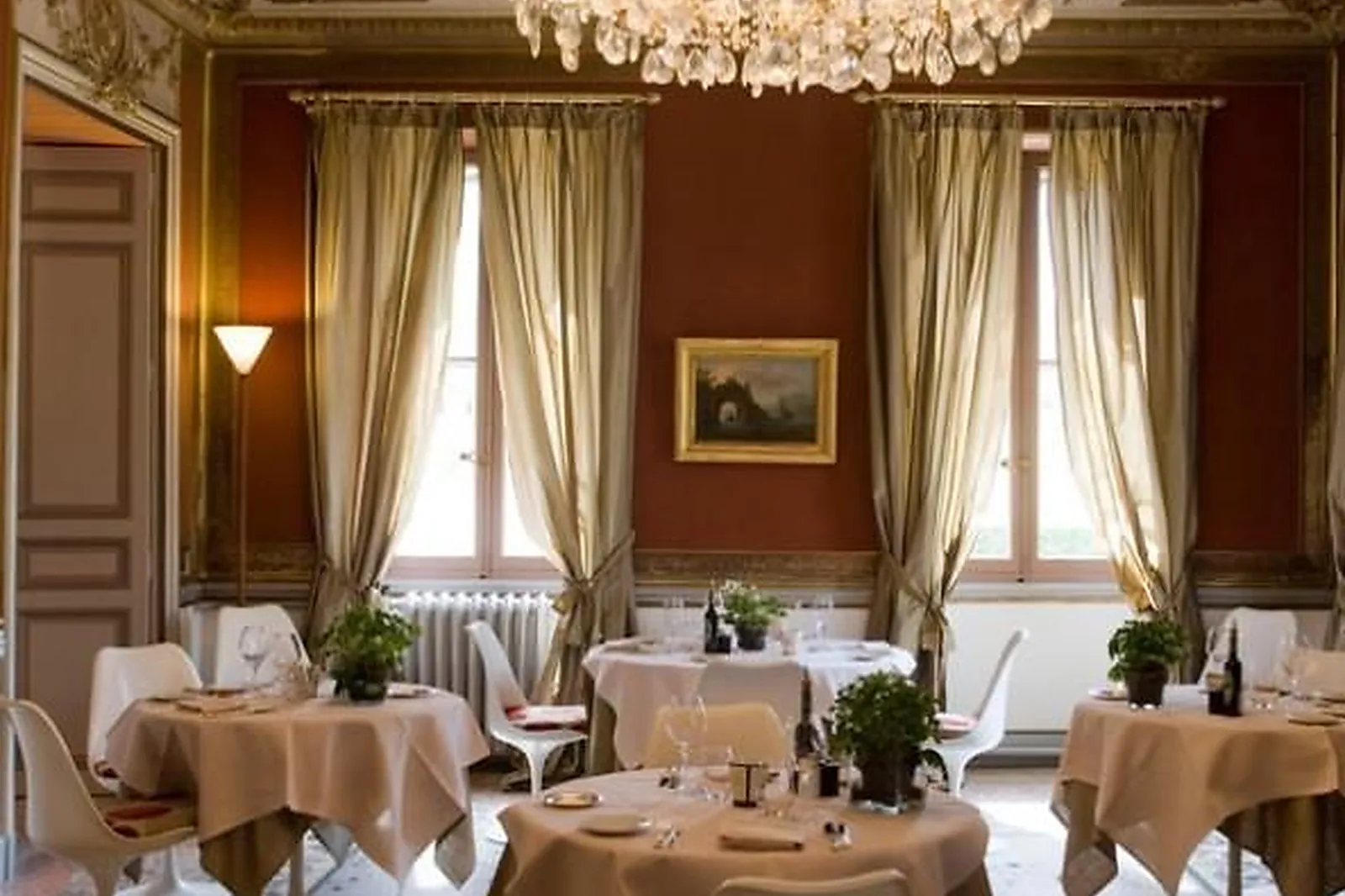 Lieux événementiels, CHÂTEAU DES ALPILLES