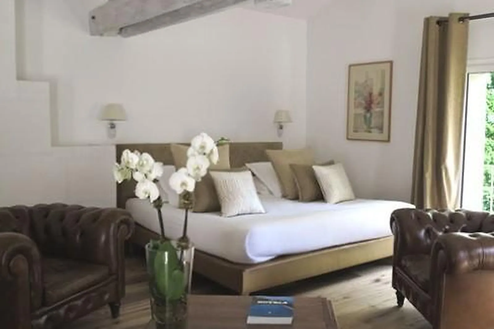 Lieux événementiels, CHÂTEAU DES ALPILLES