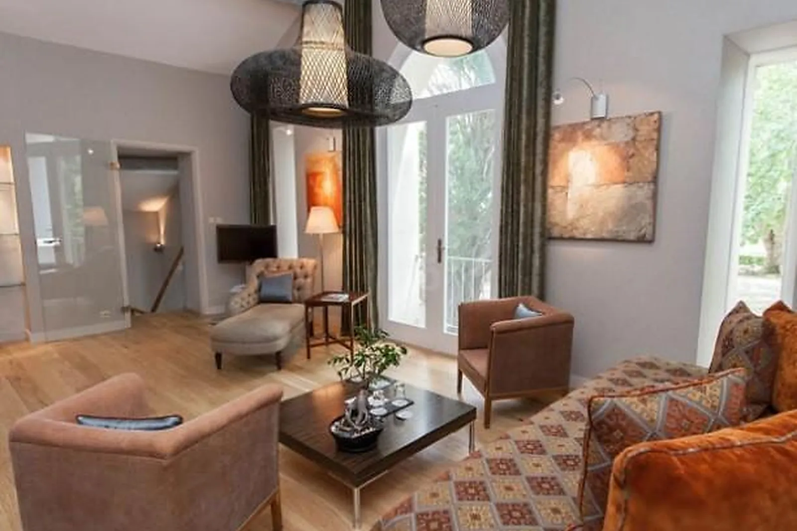 Lieux événementiels, CHÂTEAU DES ALPILLES