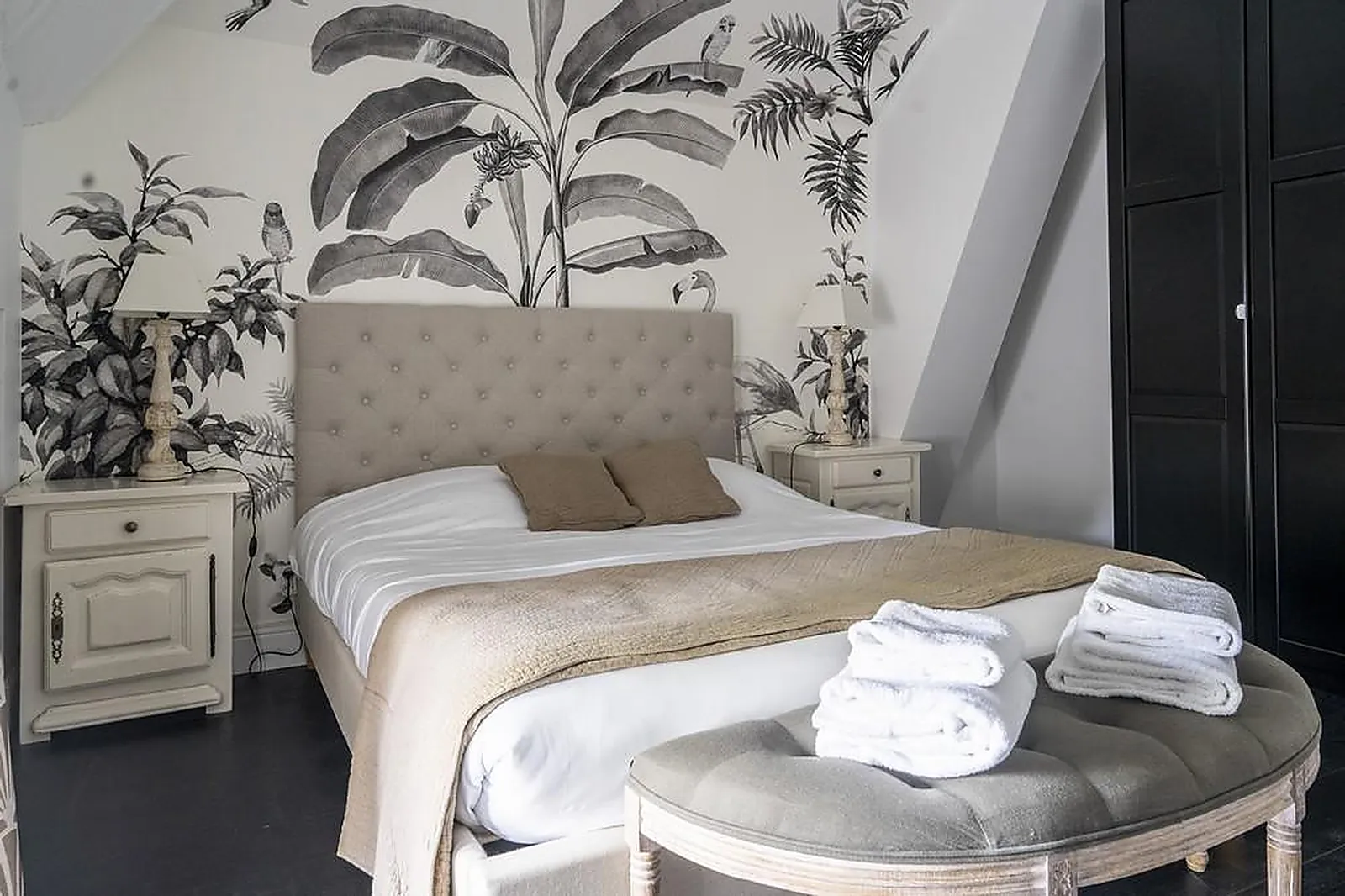 Lieux événementiels, CHÂTEAU DES AYES