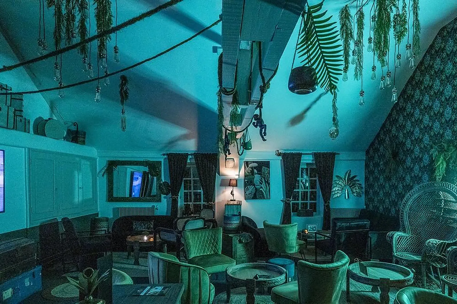 Lieux événementiels, CHÂTEAU DES AYES