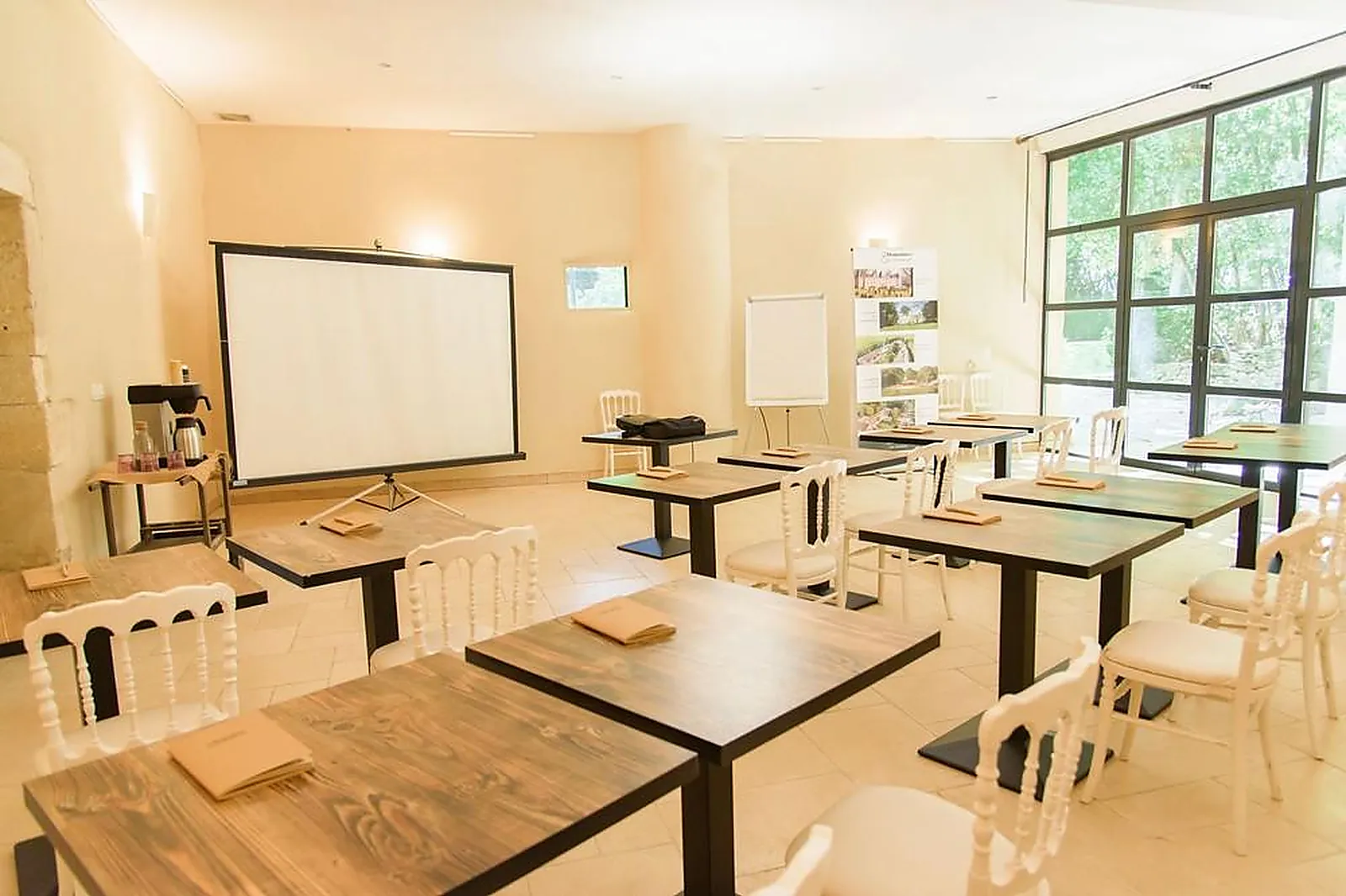 Lieux événementiels, CHÂTEAU DES BARRENQUES