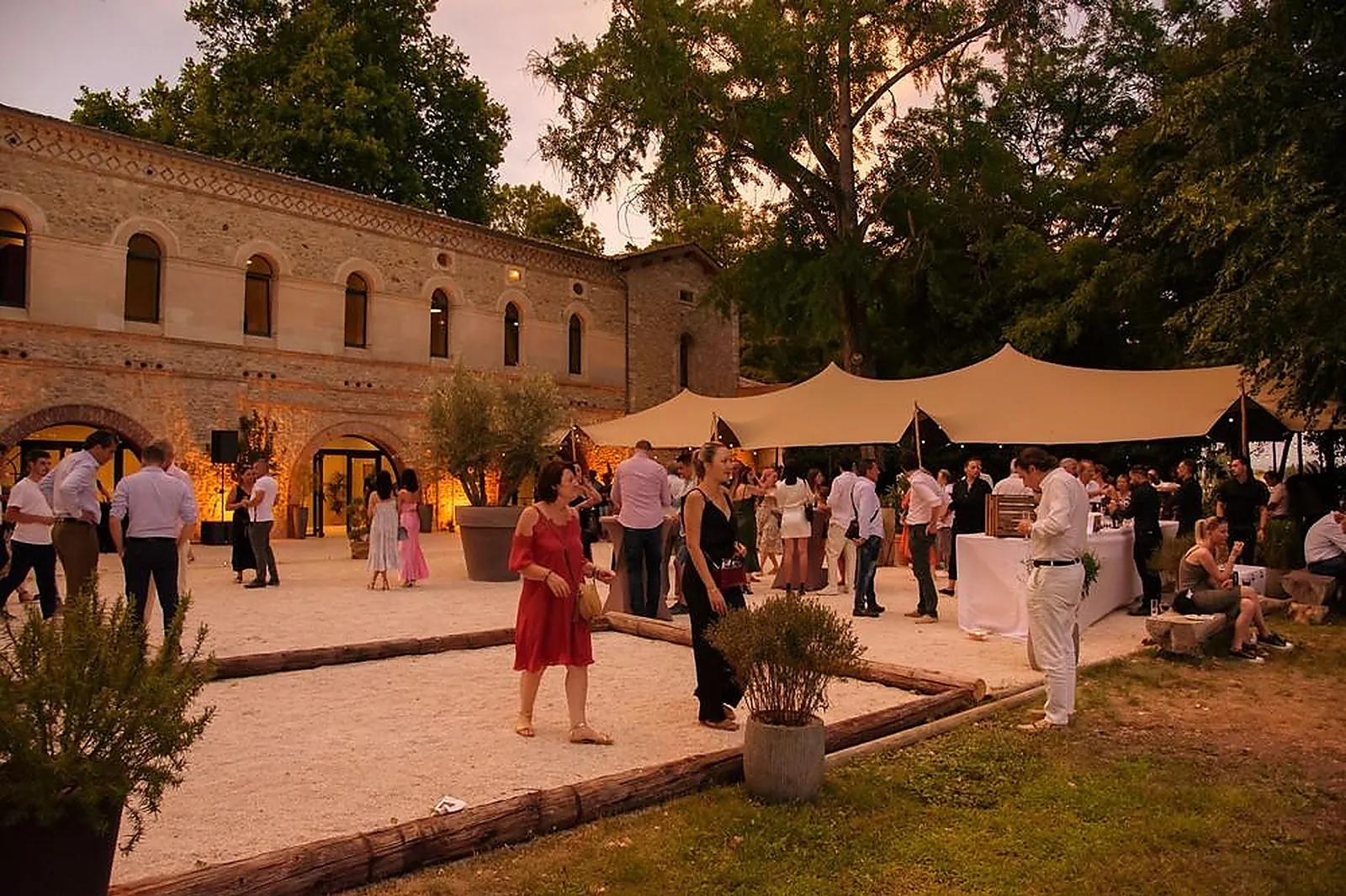 Lieux événementiels, CHÂTEAU DES BARRENQUES