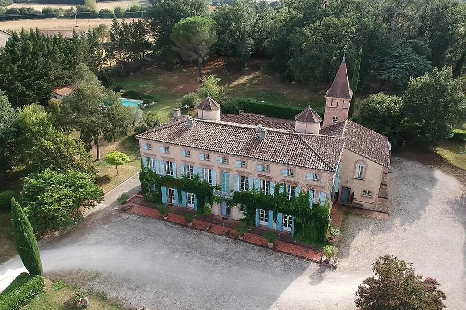 Lieux événementiels, CHÂTEAU DES CAMBARDS