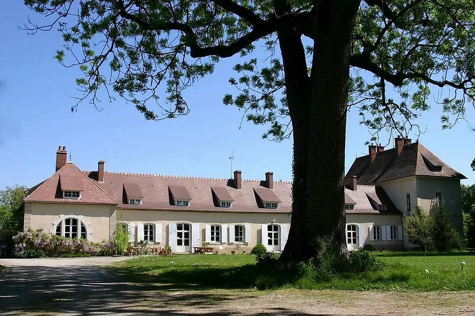 Lieux événementiels, CHÂTEAU DES EDELINS