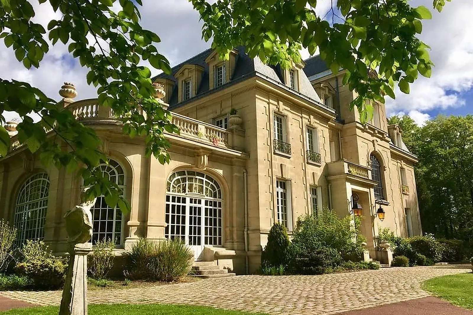 Lieux événementiels, CHÂTEAU DES FORGETS