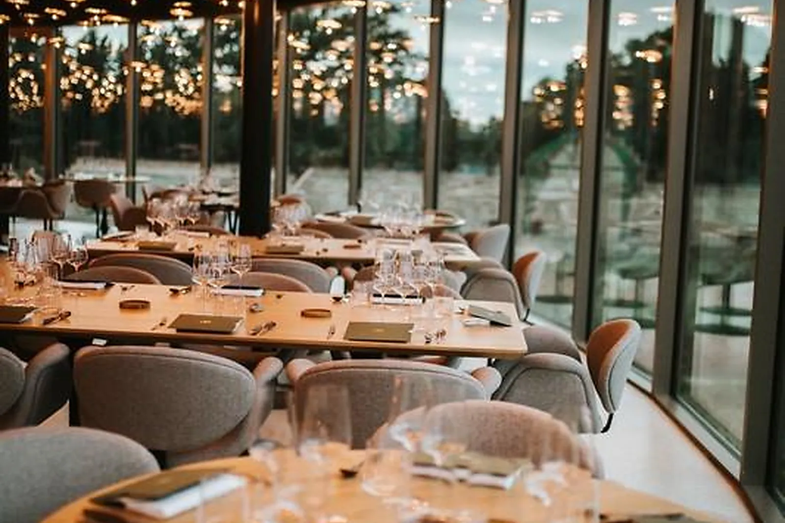 Lieux événementiels, CHÂTEAU DES PÈRES