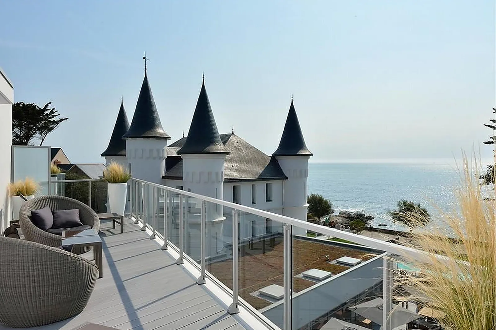 Lieux événementiels, CHÂTEAU DES TOURELLES