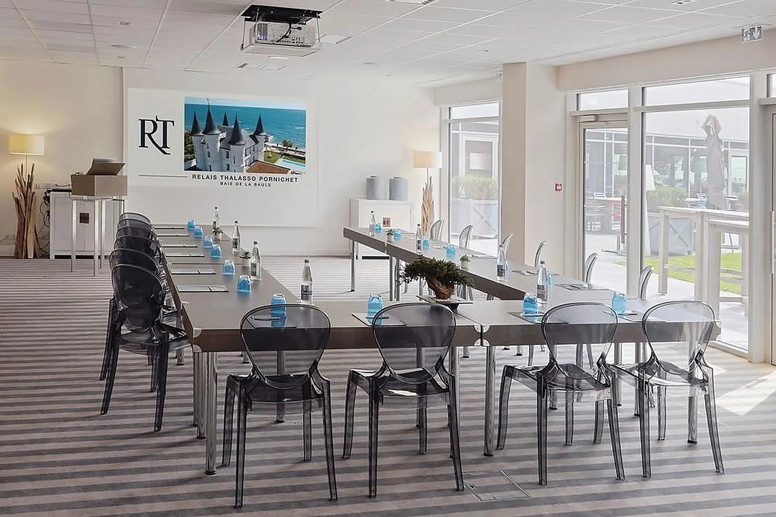 Lieux événementiels, CHÂTEAU DES TOURELLES