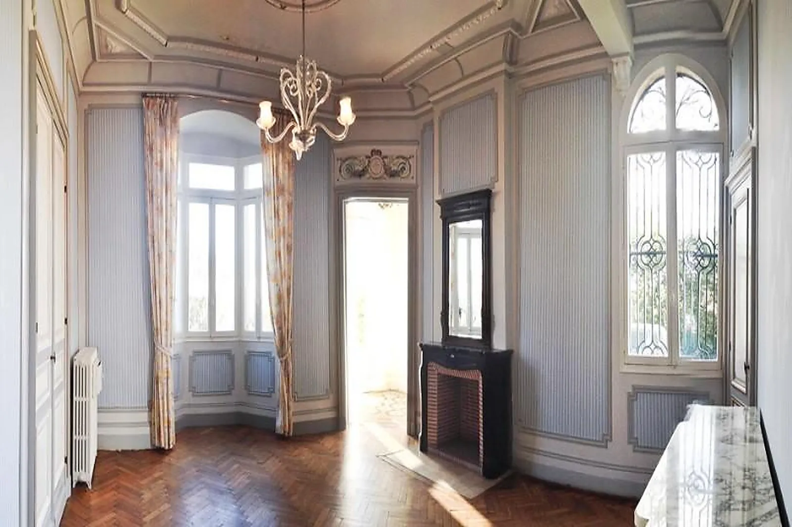 Lieux événementiels, CHÂTEAU DES TOURS