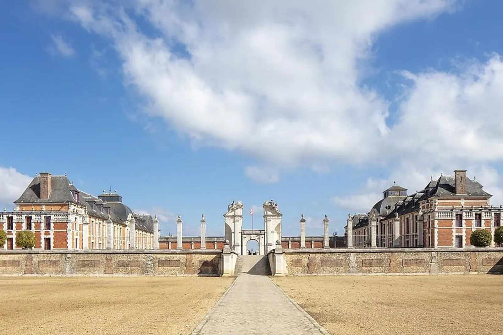 Lieux événementiels, CHÂTEAU DU CHAMP DE BATAILLE