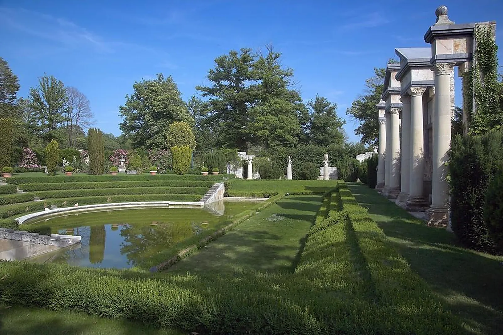 Lieux événementiels, CHÂTEAU DU CHAMP DE BATAILLE