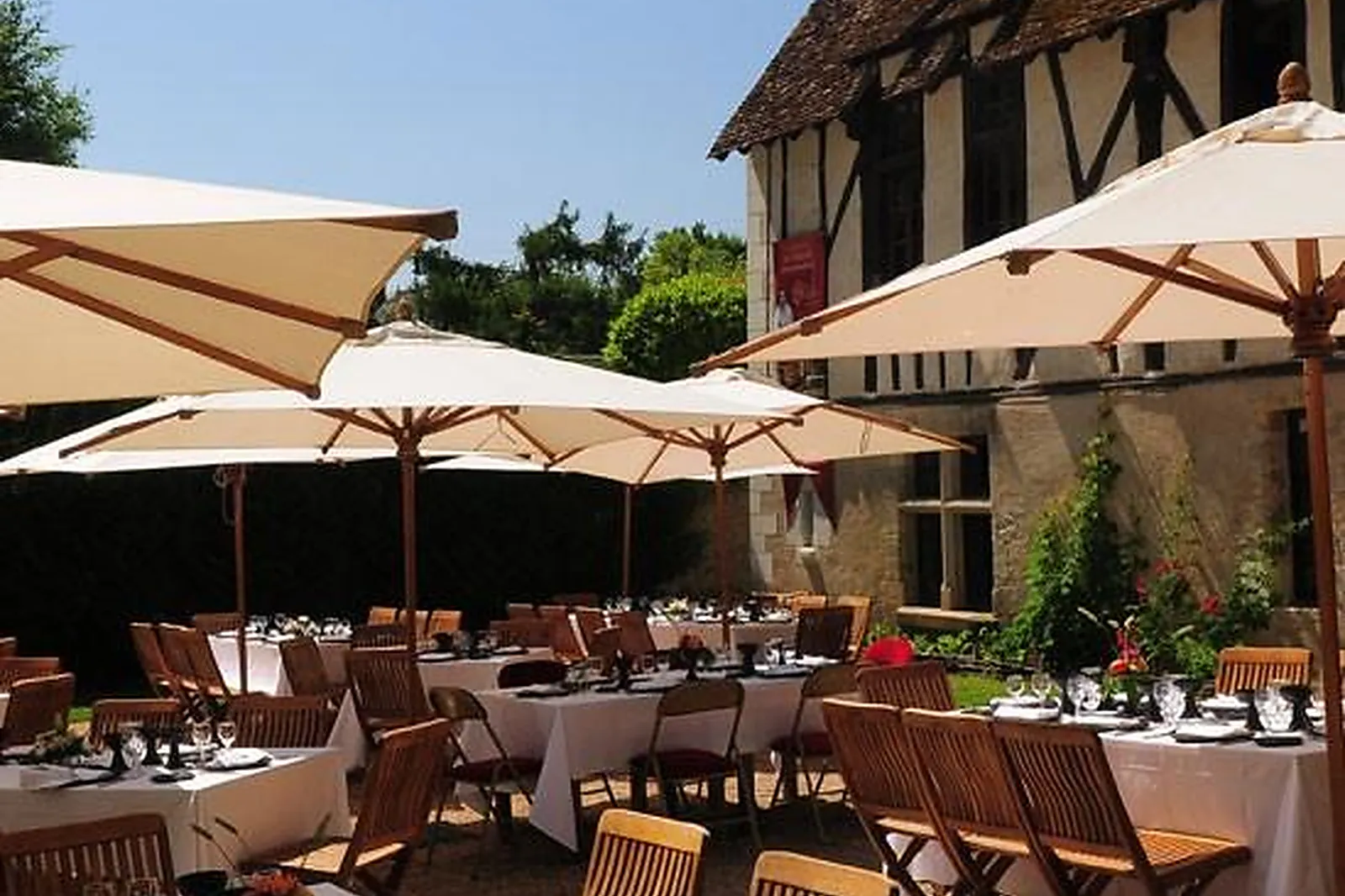 Lieux événementiels, CHATEAU DU CLOS LUCE