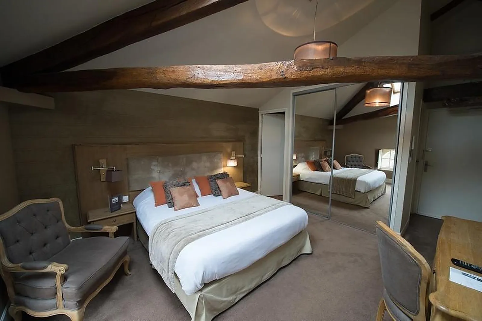 Lieux événementiels, CHATEAU DU CLOS DE LA RIBAUDIERE