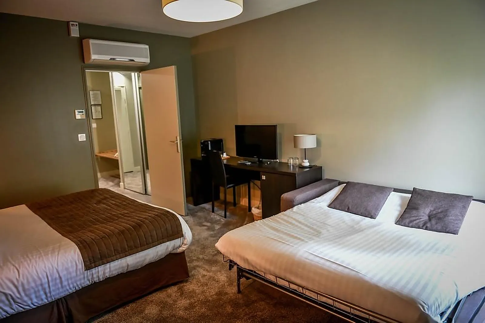 Lieux événementiels, CHATEAU DU CLOS DE LA RIBAUDIERE