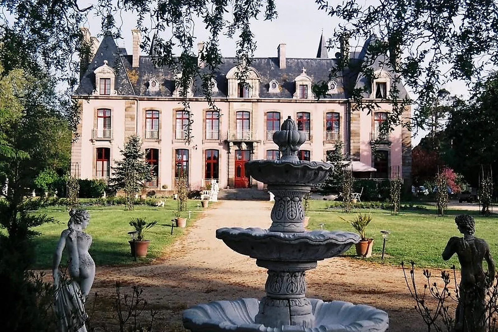 Lieux événementiels, CHÂTEAU DU COLOMBIER