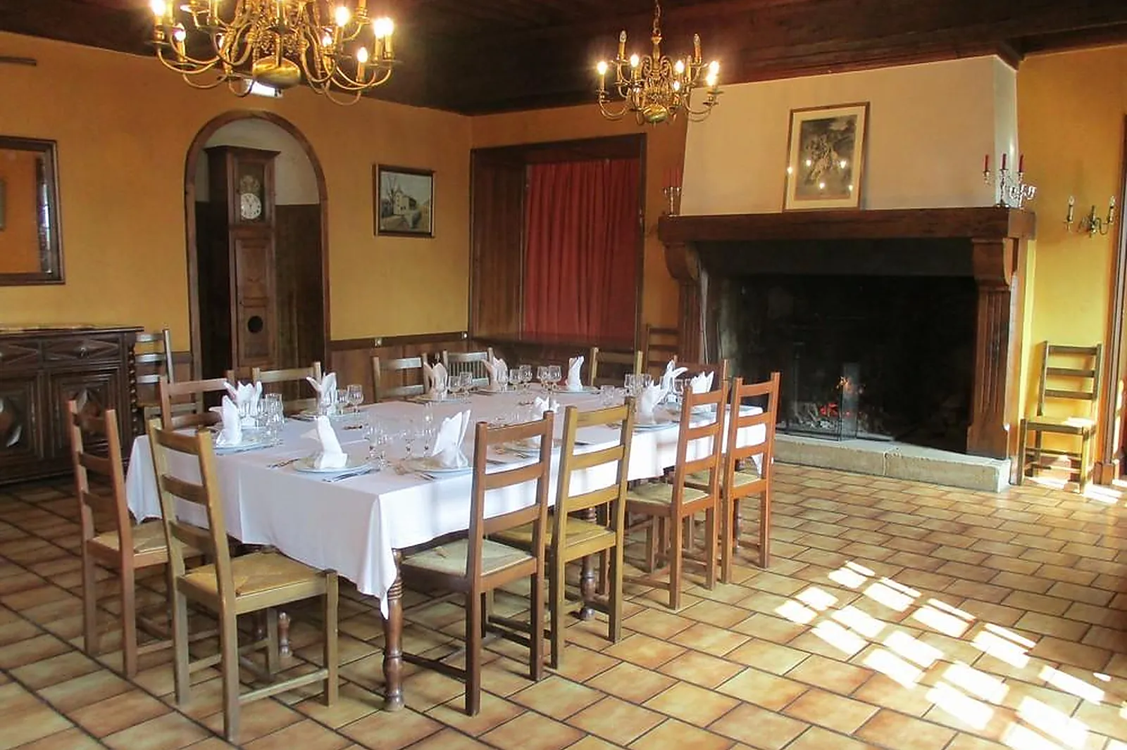 Lieux événementiels, CHÂTEAU DU MOLLARD