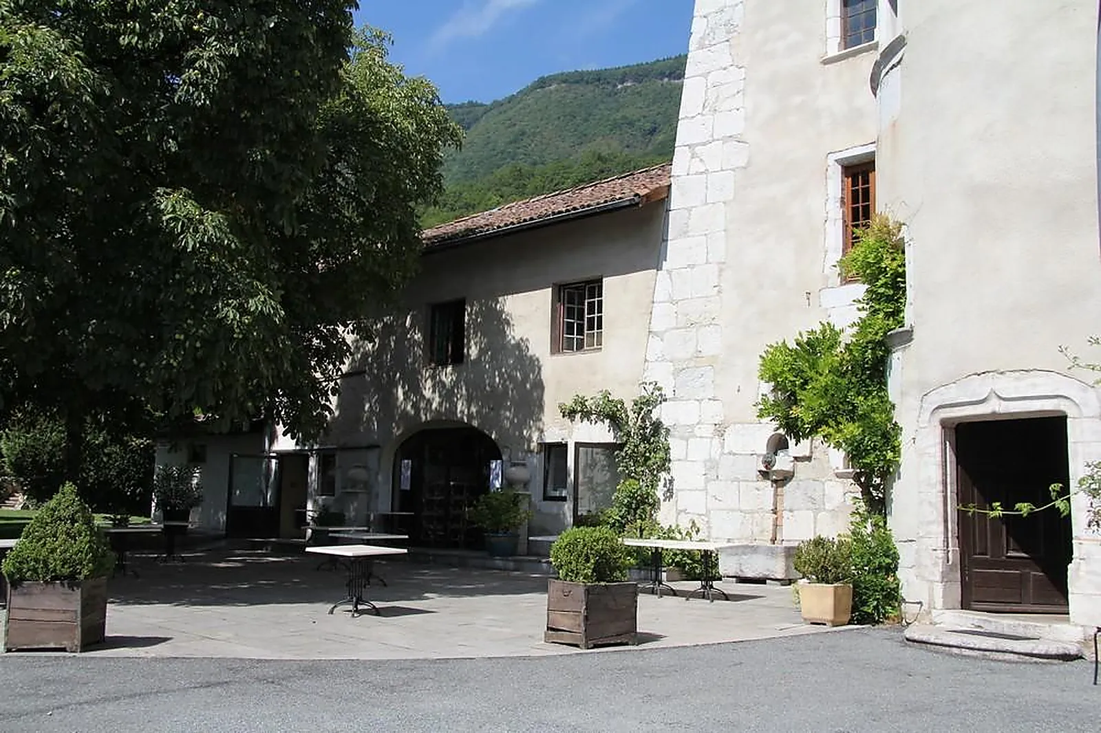 Lieux événementiels, CHÂTEAU DU MOLLARD