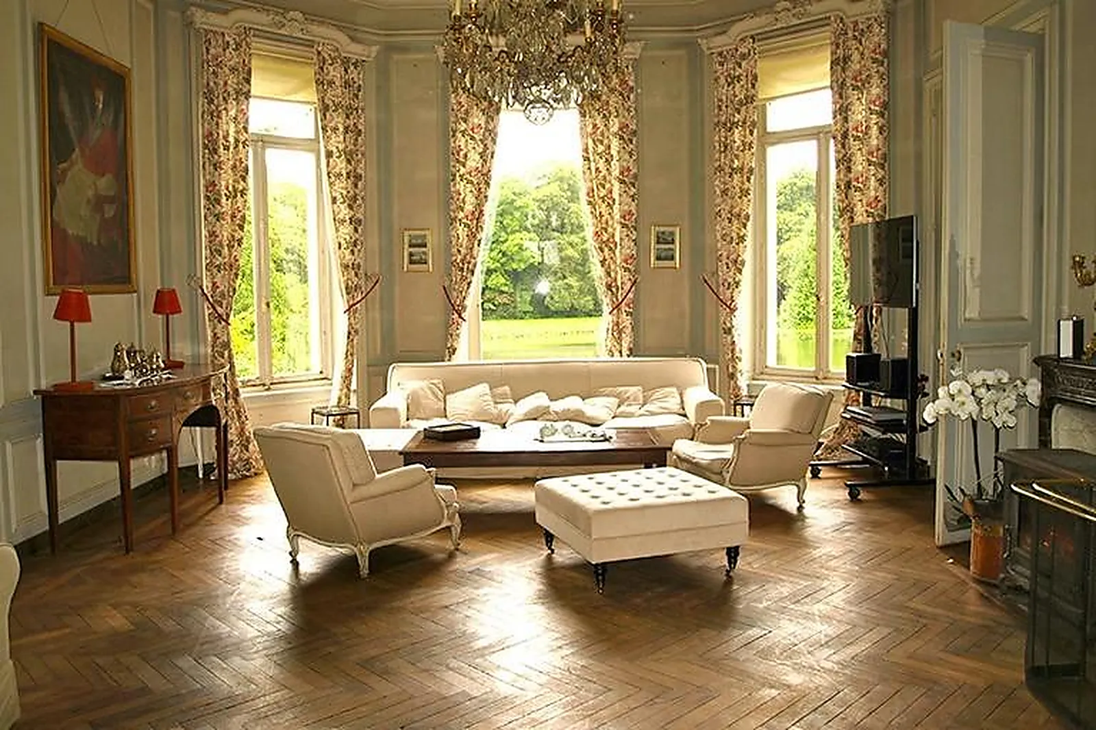 Lieux événementiels, CHÂTEAU DU PERRON