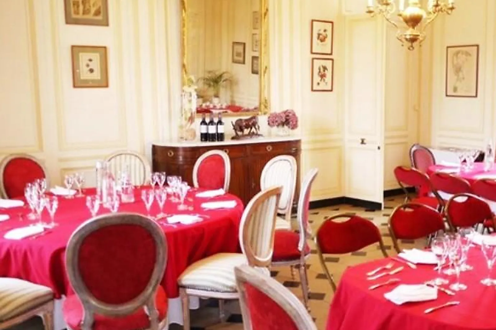 Lieux événementiels, CHÂTEAU DU ROZEL