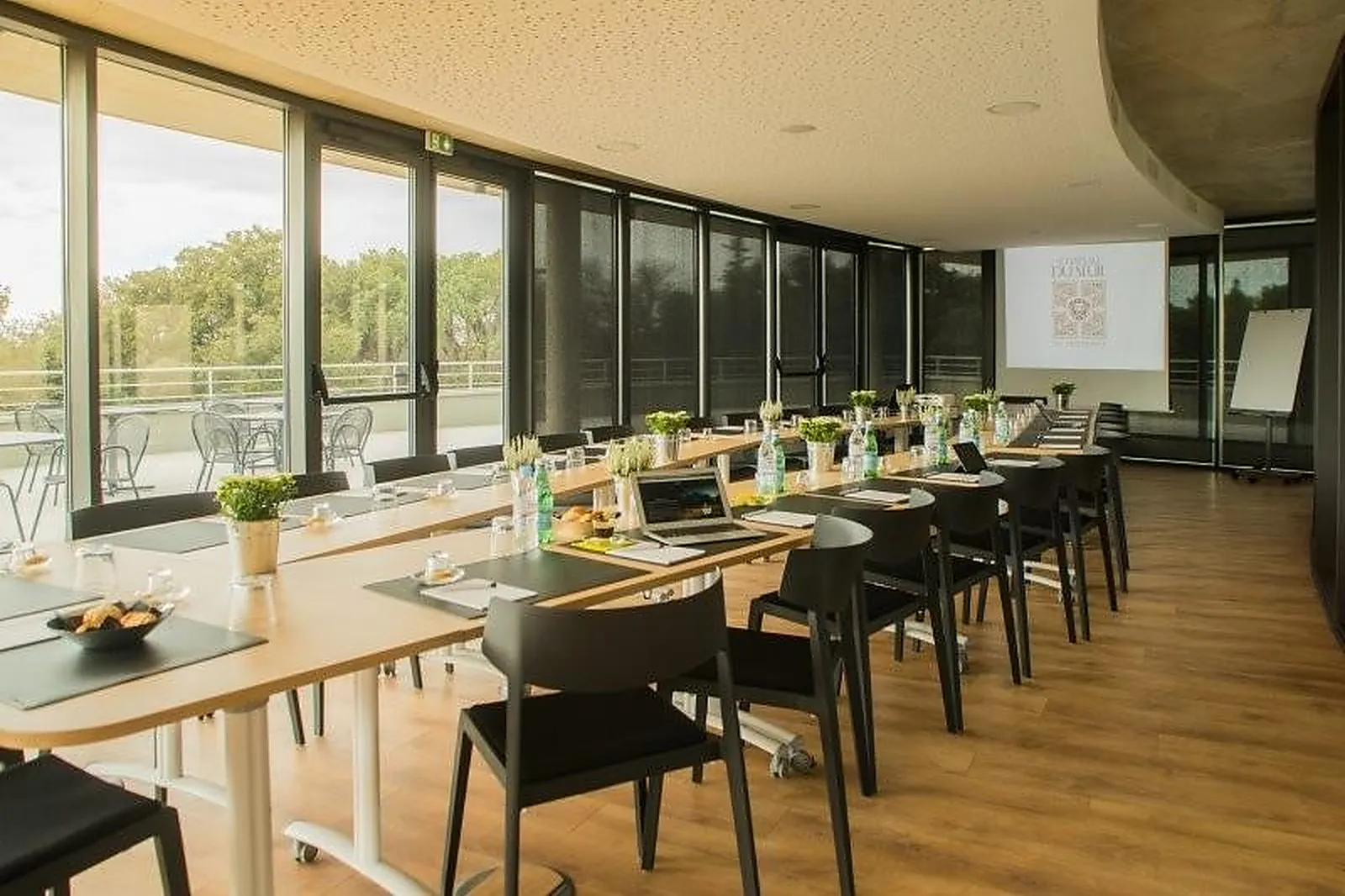 Lieux événementiels, CHÂTEAU DU SEUIL